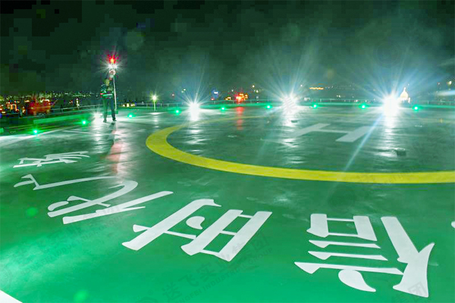 广东茂名·东信时代广场 屋顶直升机停机坪的灯光调试图3